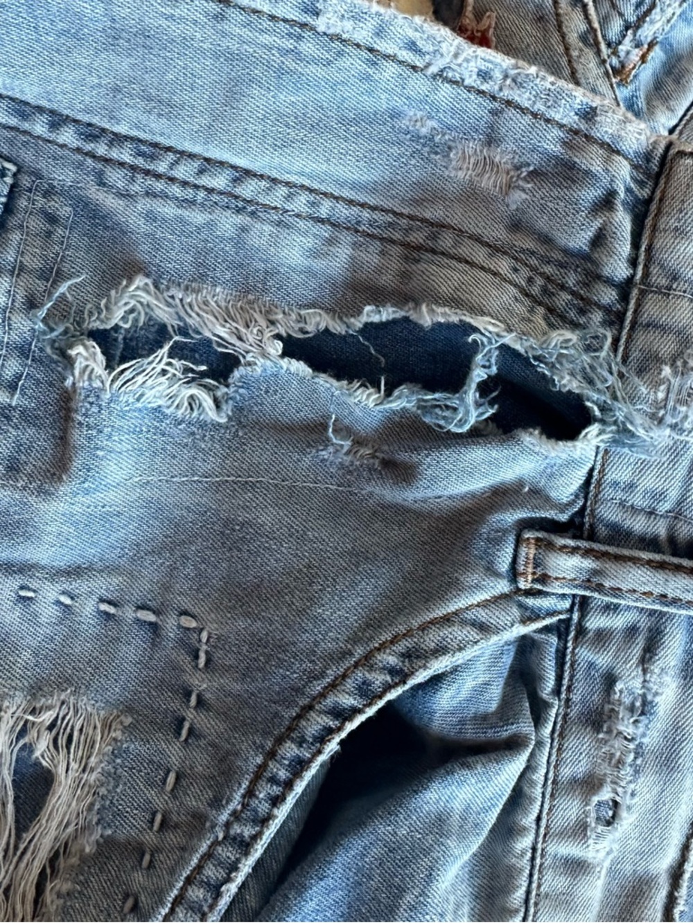 Magnolia Pearl Light Blue Embroidered Patchwork Jeans - Picture 6 of 7